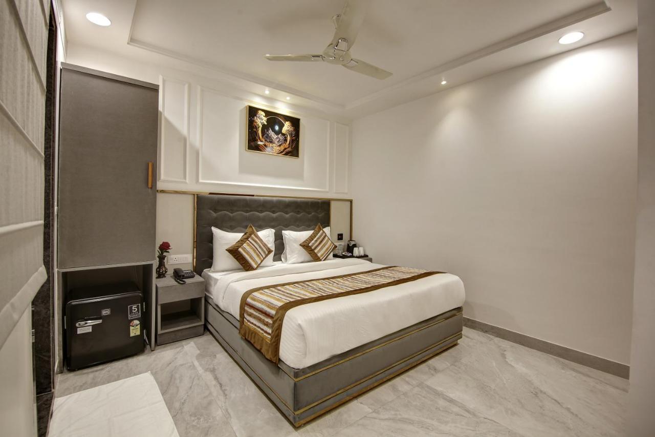 Hotel Kaca Inn-By Haveliya Hotels- Traveller'S Choice Award Winner 2025 ニューデリー エクステリア 写真