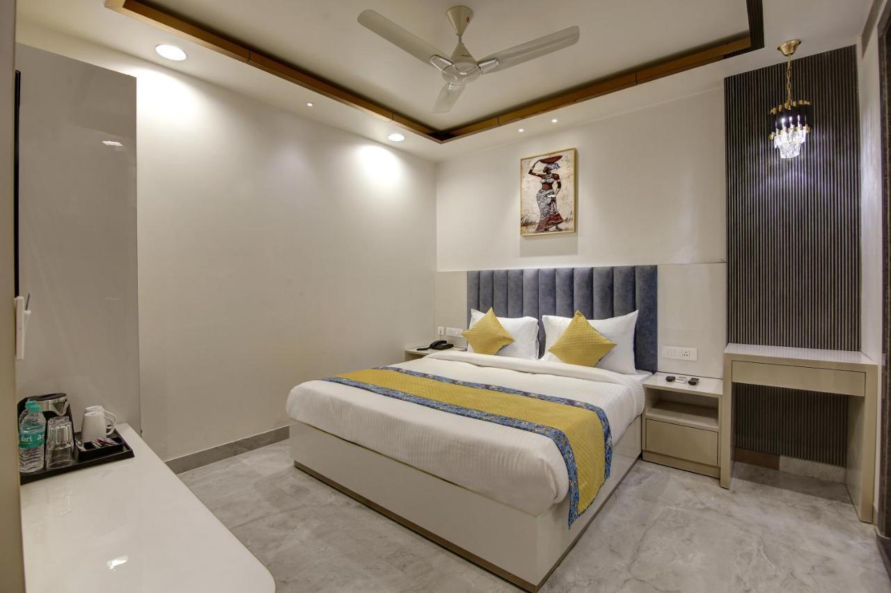 Hotel Kaca Inn-By Haveliya Hotels- Traveller'S Choice Award Winner 2025 ニューデリー エクステリア 写真