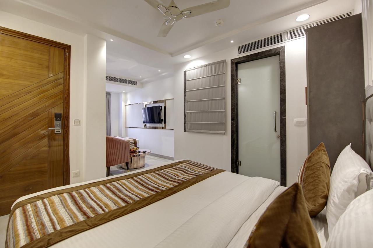 Hotel Kaca Inn-By Haveliya Hotels- Traveller'S Choice Award Winner 2025 ニューデリー エクステリア 写真