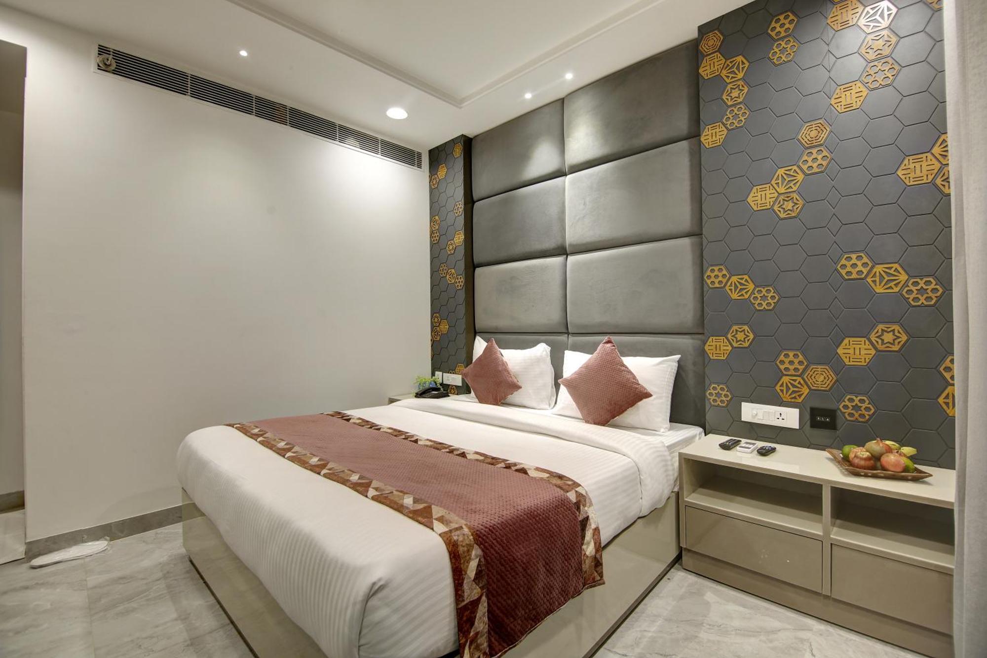 Hotel Kaca Inn-By Haveliya Hotels- Traveller'S Choice Award Winner 2025 ニューデリー エクステリア 写真
